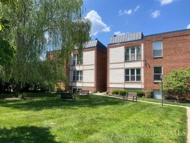 3825 Petoskey Avenue - Photo 1