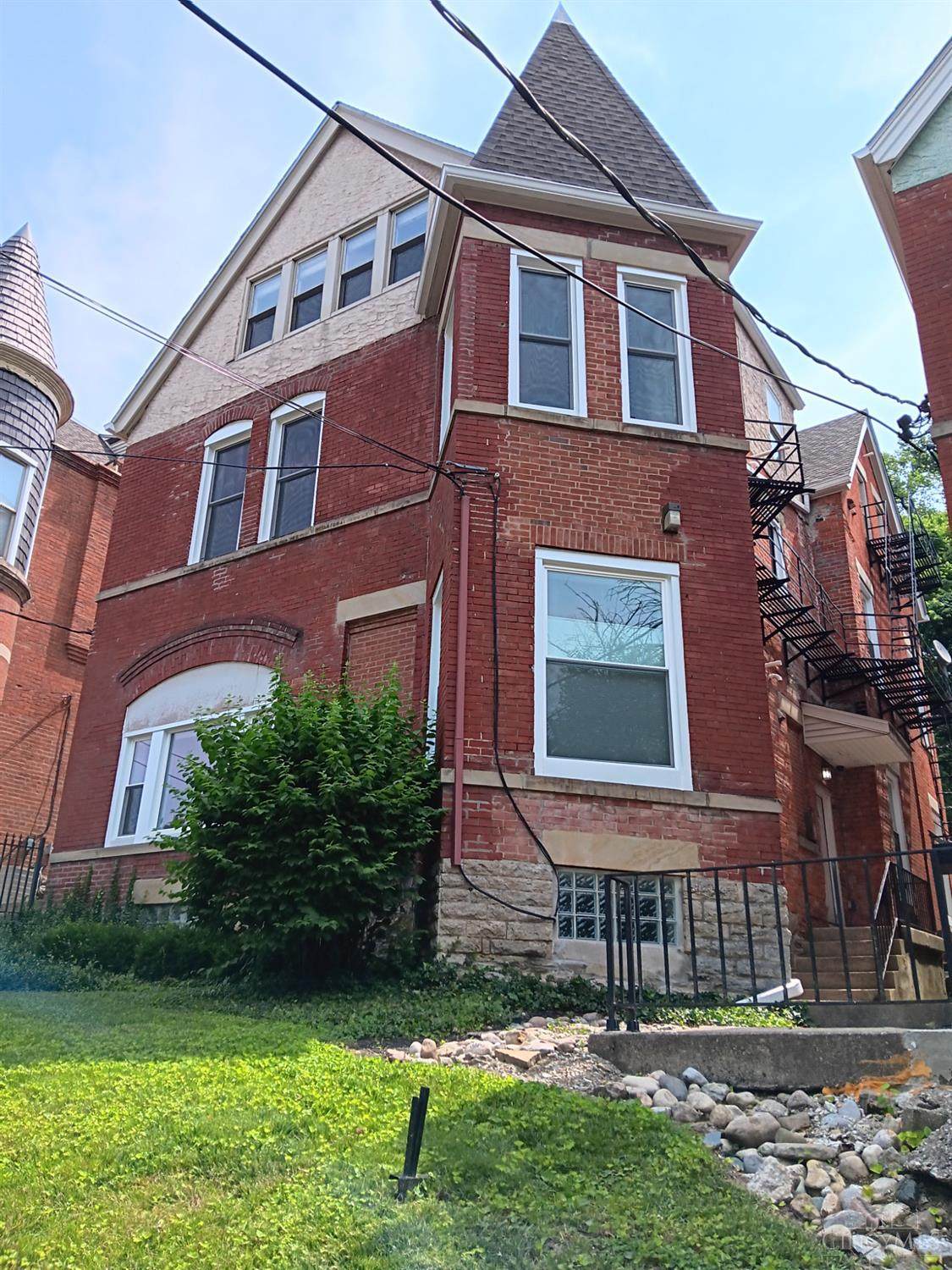 2110 Fulton Avenue - Photo 1