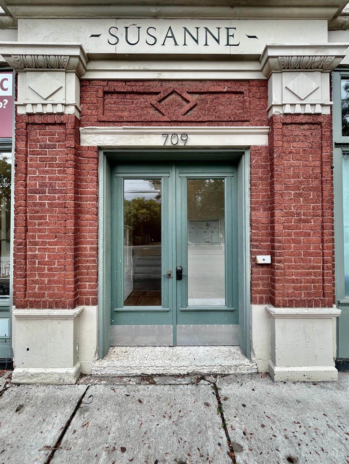 https://bt-photos.global.ssl.fastly.net/cincy/orig_boomver_2_1284702-2.jpg