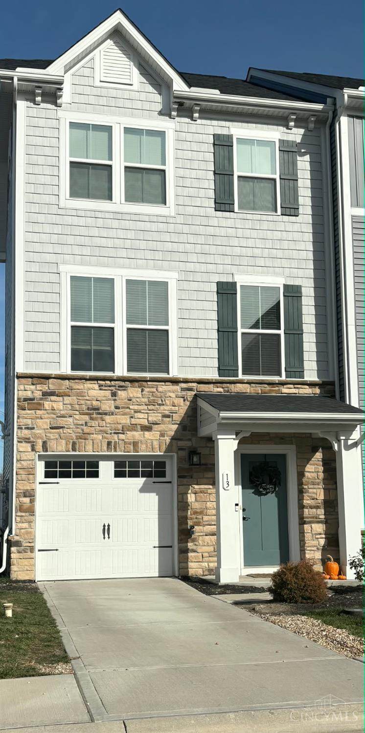 13 Wentworth Lane - Photo 1