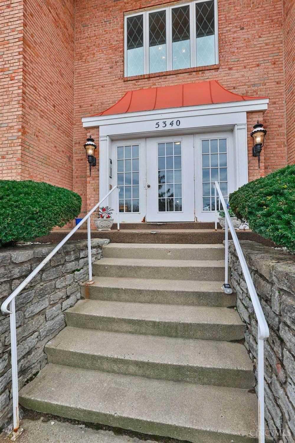 5340 Werk Road - Photo 1