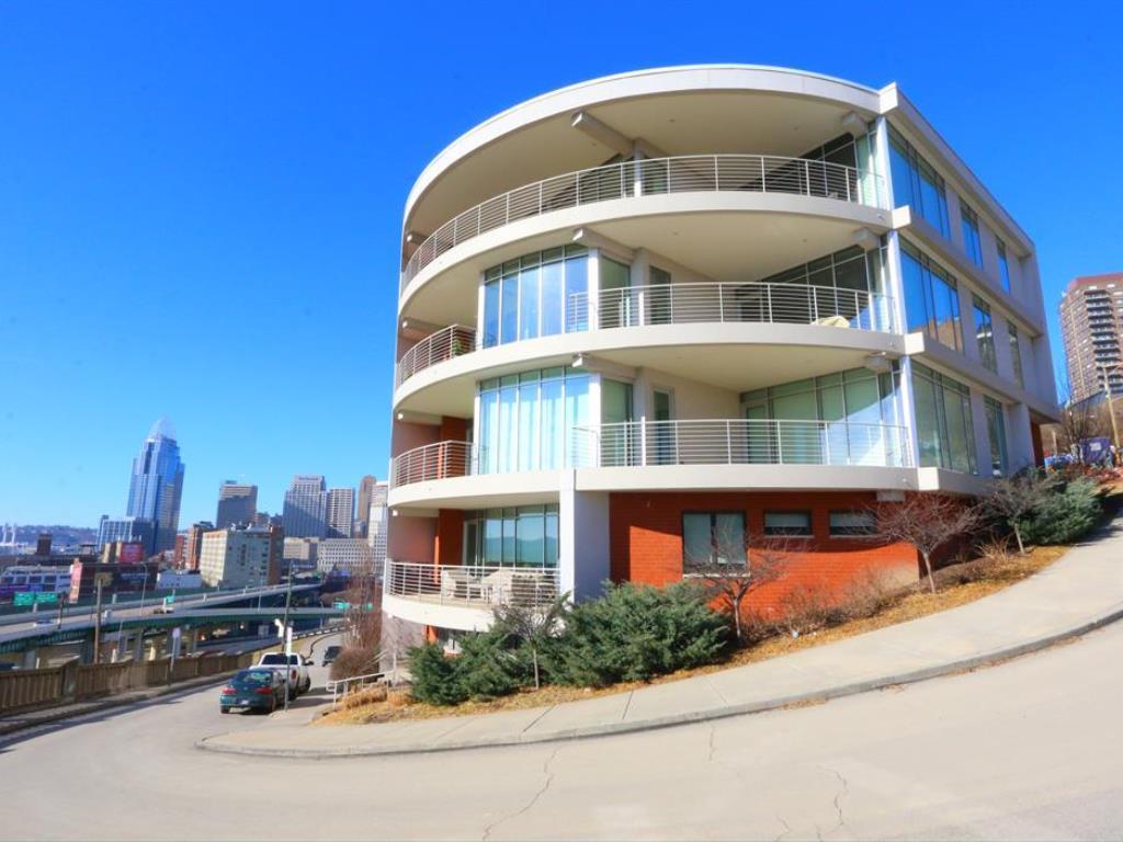 309 Oregon Street - Photo 1