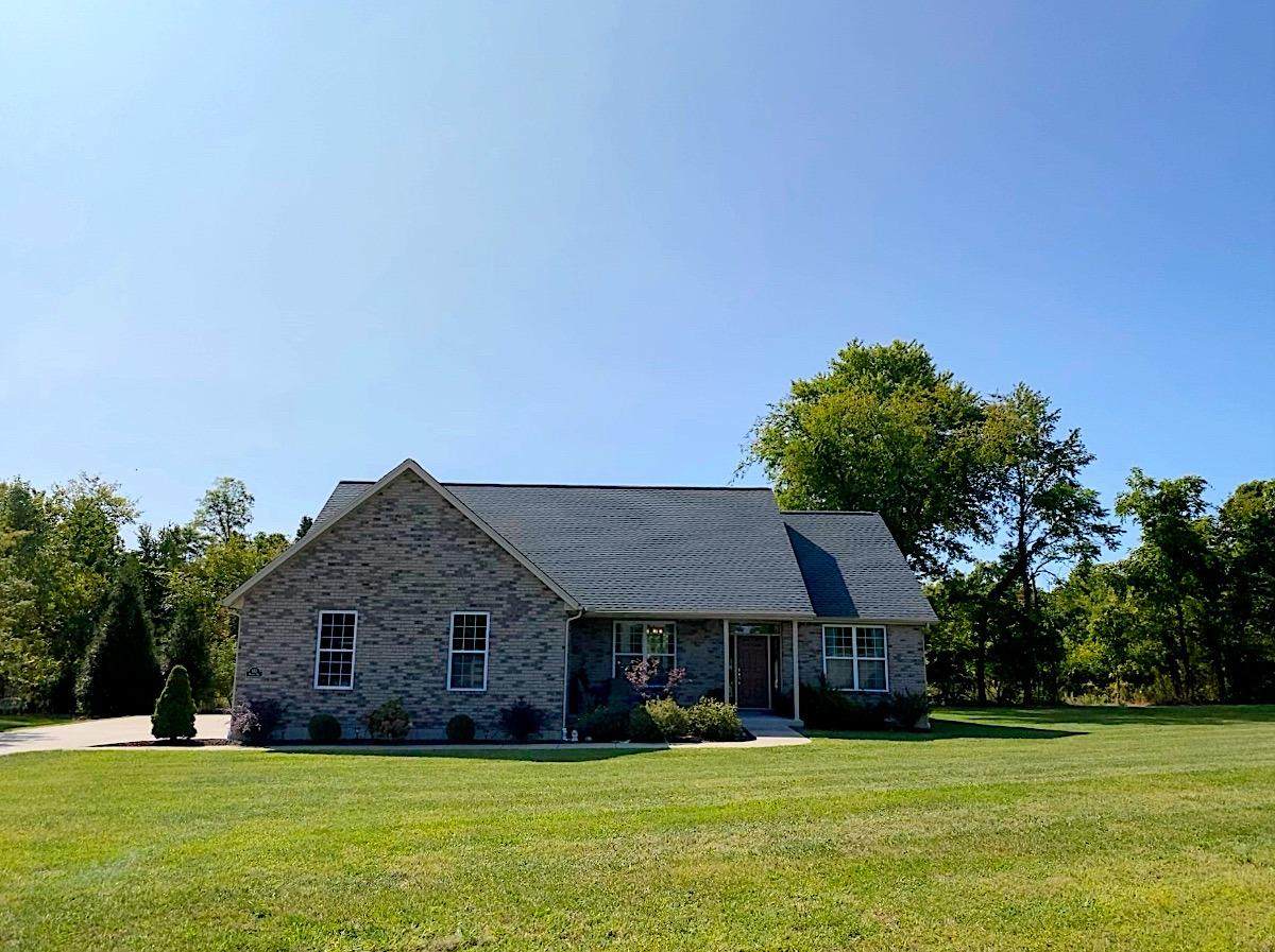 553 Marions Way - Photo 1