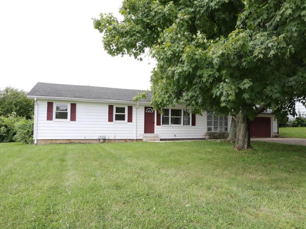 8557 Clearcreek Franklin Road - Photo 1
