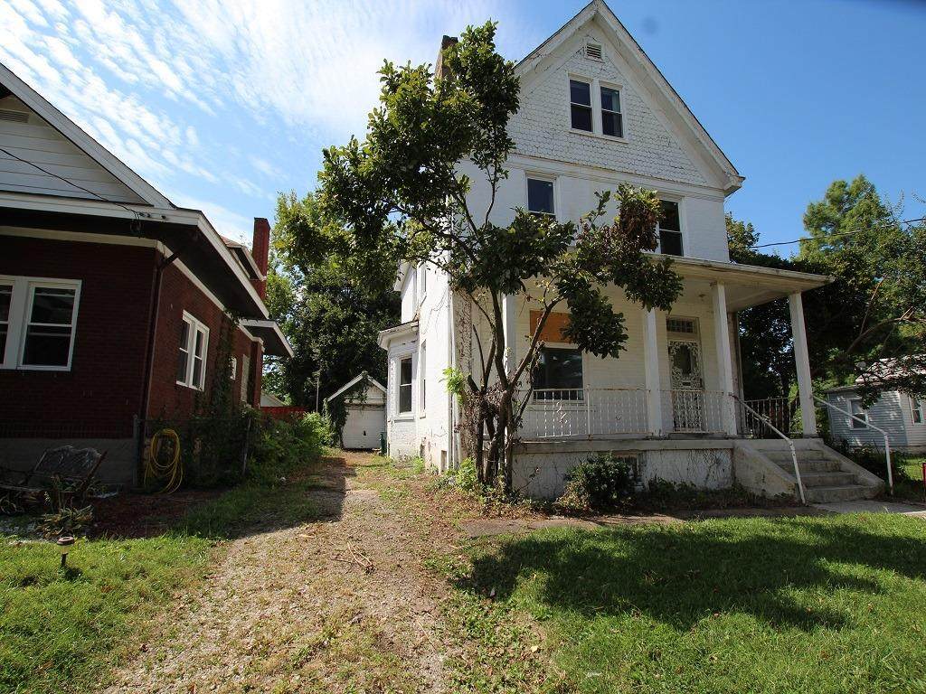 1409 California Avenue - Photo 1