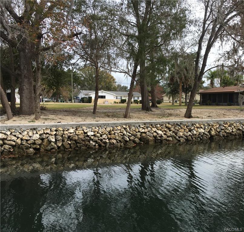 1322 Paradise Avenue - Photo 1