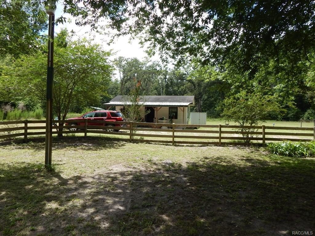 2217 349 Highway - Photo 1