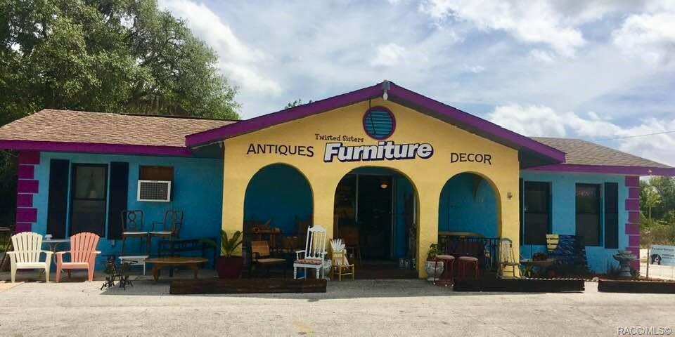 904 Florida Avenue - Photo 1