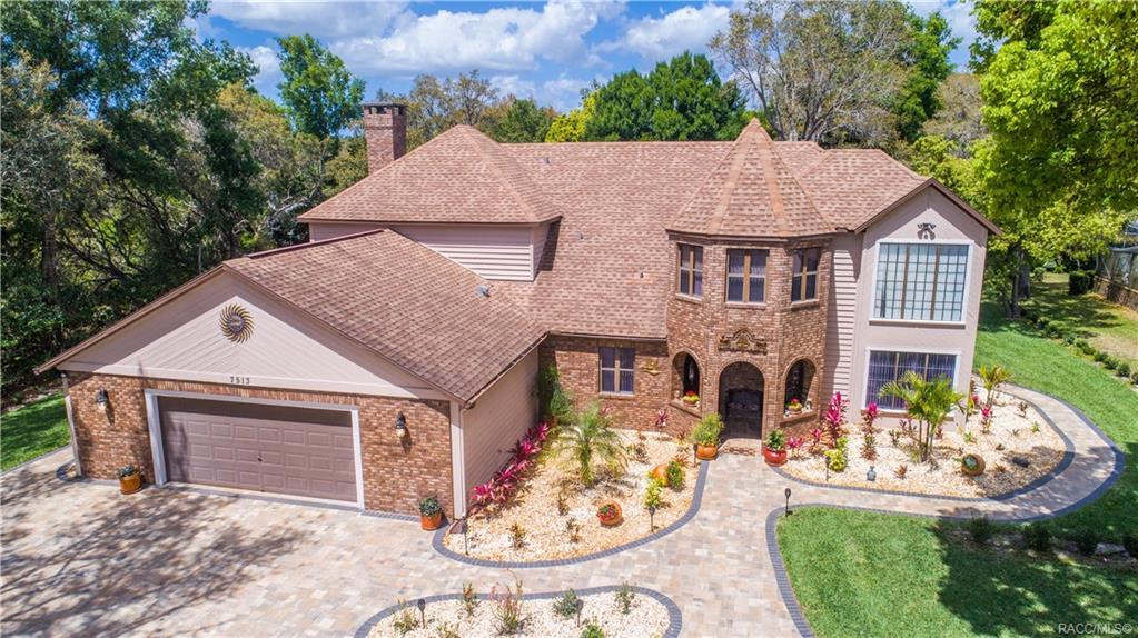 7513 Oak Tree Lane - Photo 1
