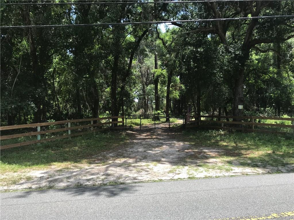 8500 Sandpiper Drive - Photo 1