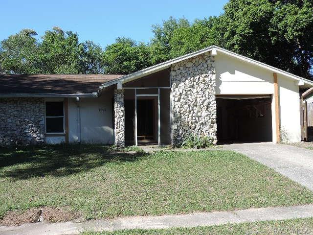 9048 Golfview Drive - Photo 1