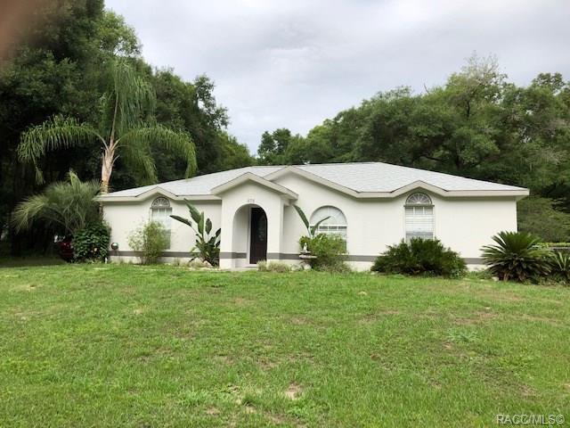 575 Woodlake Avenue - Photo 1