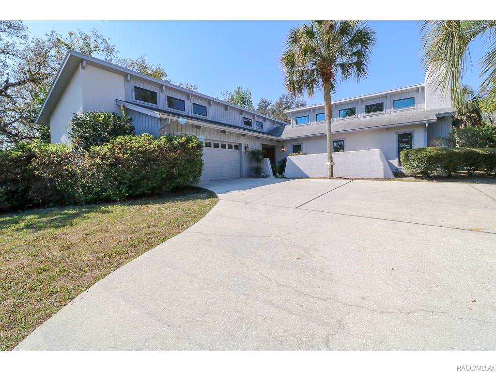 81 Cypress Boulevard - Photo 1