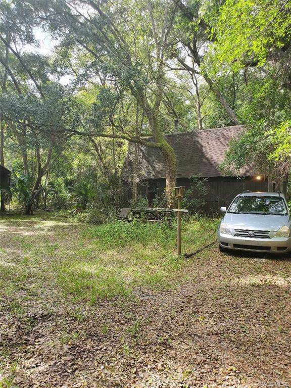 3984 Elwyn Point - Photo 1