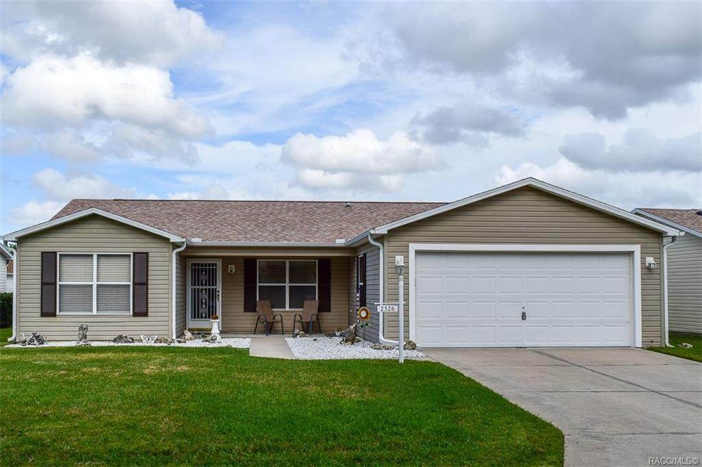 2526 Privada Drive - Photo 1