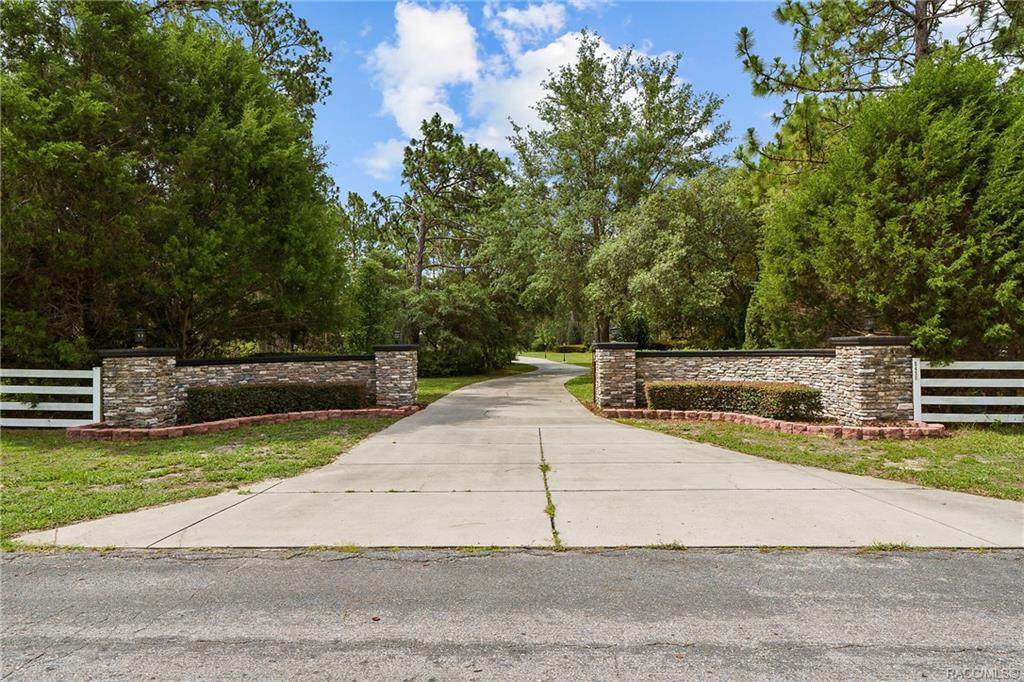 5450 Conestoga Street - Photo 1