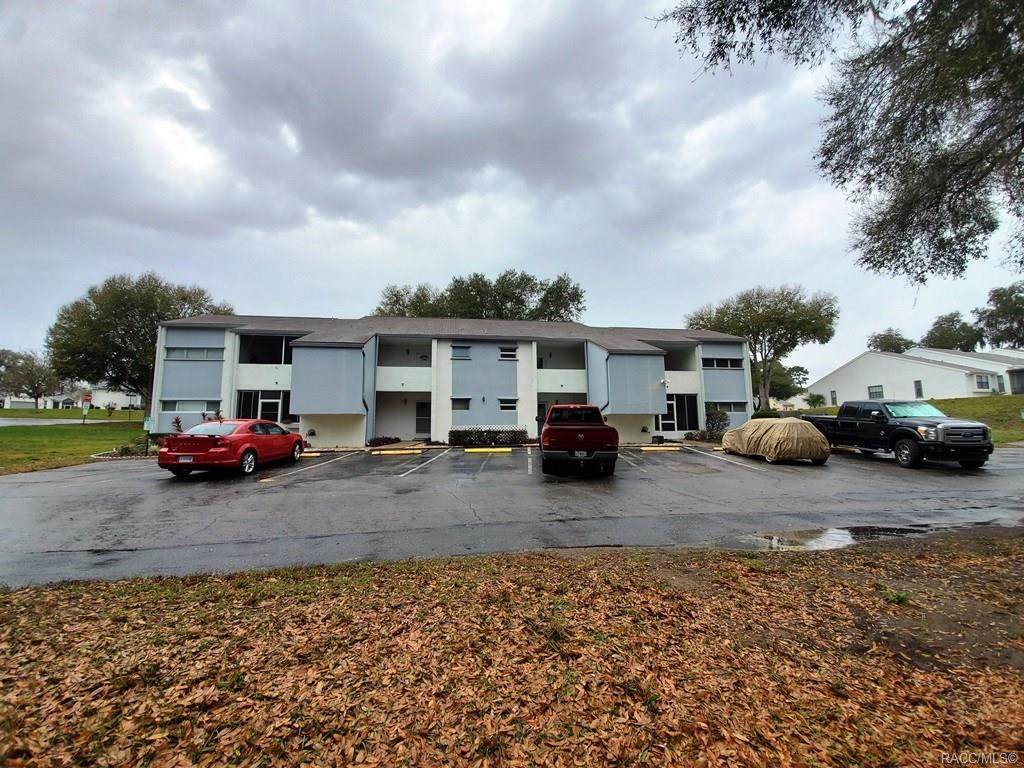 3373 Royal Oaks Drive - Photo 1