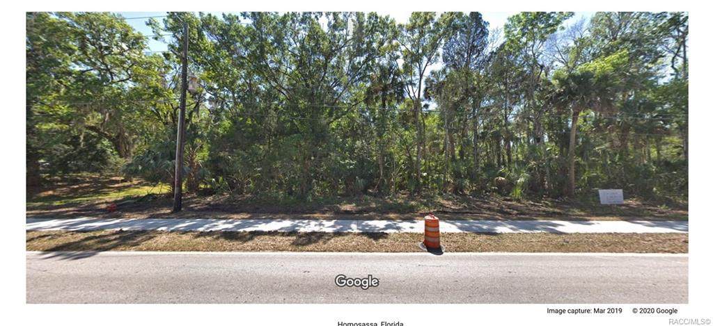 10206 Yulee Drive - Photo 1
