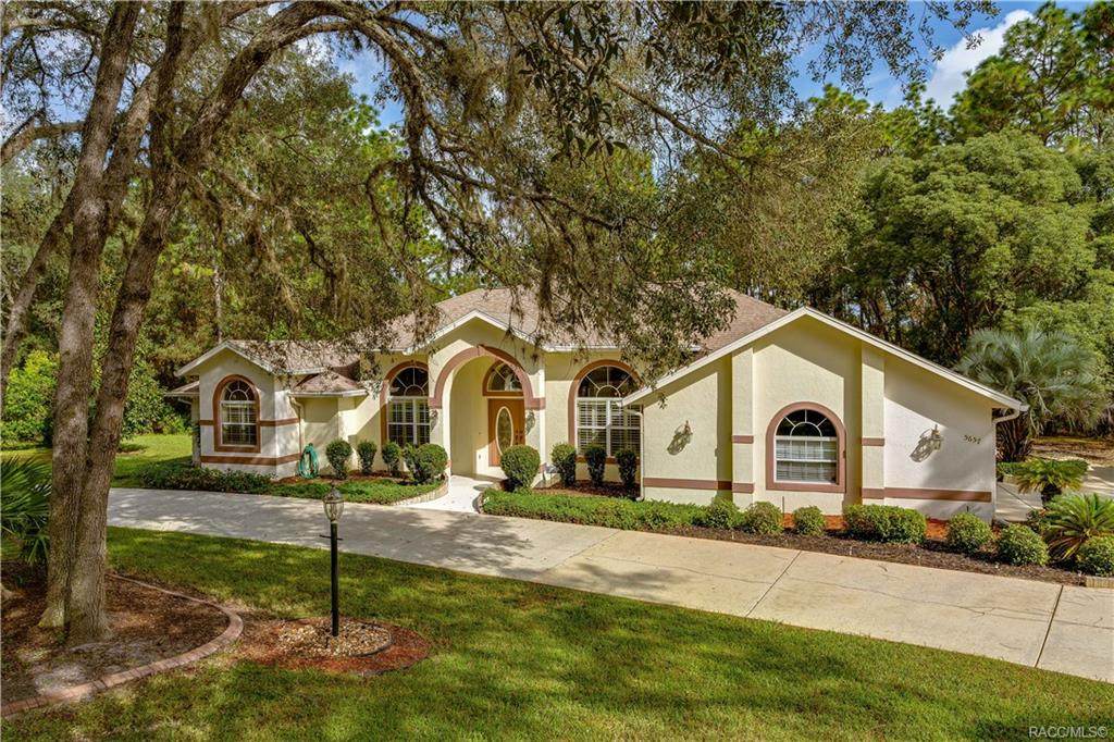 5657 Oakmont Drive - Photo 1