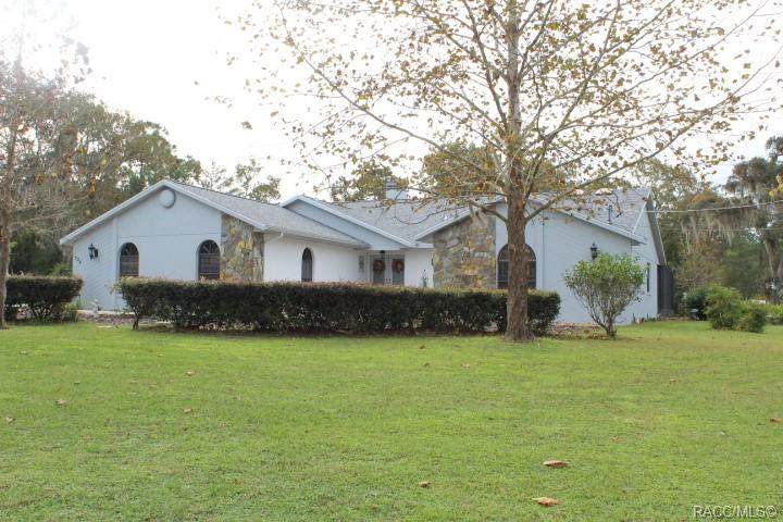 524 Savoy Street - Photo 1