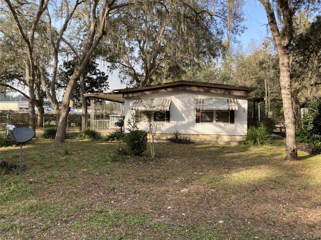 6615 Iris Drive - Photo 1