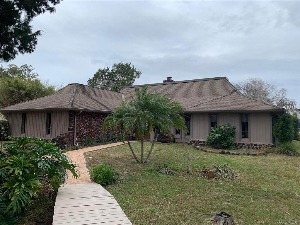 5260 Riverside Drive - Photo 1