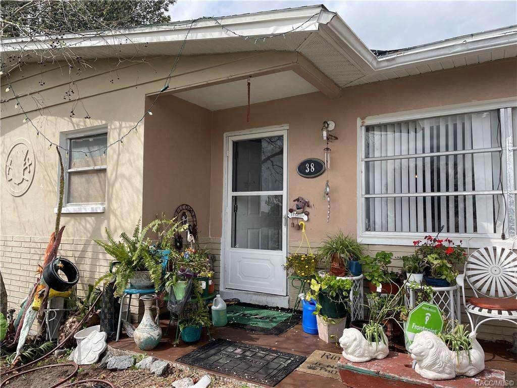 38 Columbus Street - Photo 1