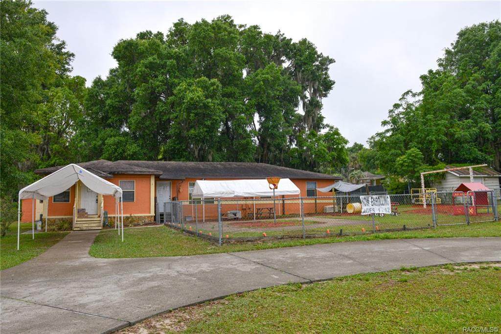 307 Zephyr Street - Photo 1