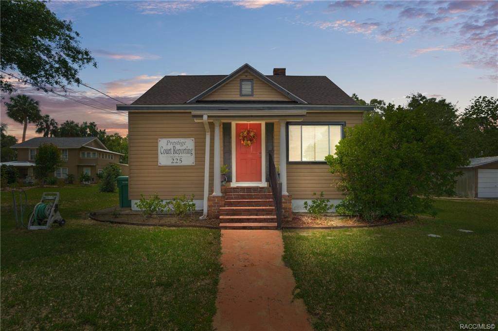 225 Osceola Avenue - Photo 1