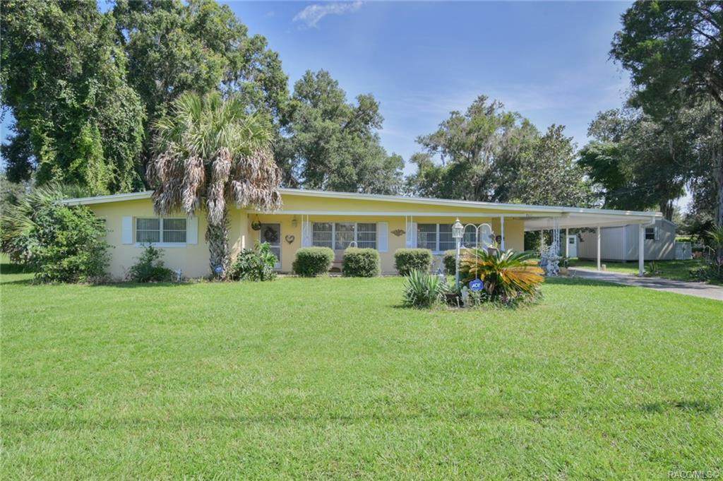 8611 Sandpiper Drive - Photo 1