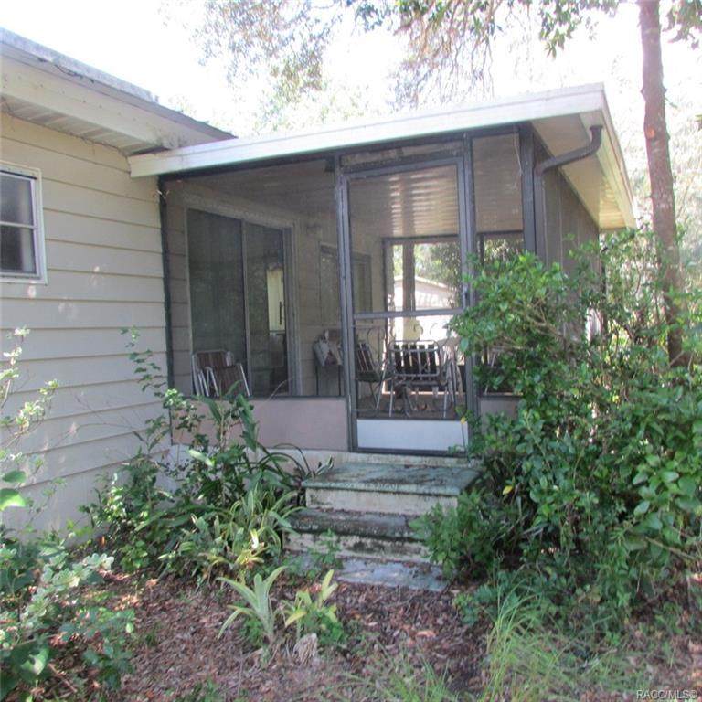 2755 Squirrel Court - Photo 1
