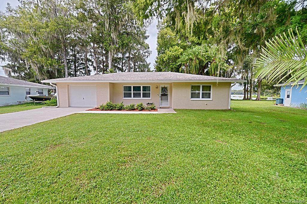 7616 Crescent Loop - Photo 1