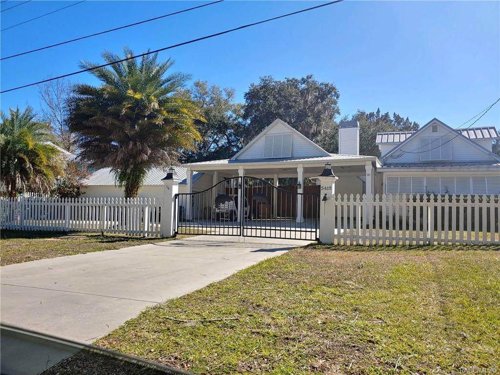 5415 Riverside Drive - Photo 1