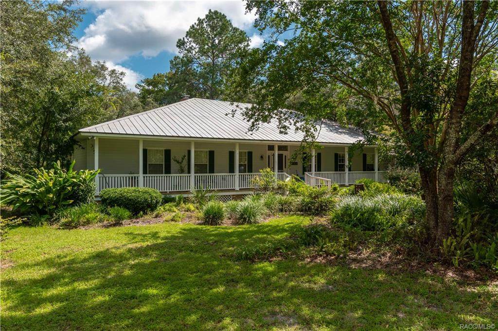 2919 Withlacoochee Trail - Photo 1