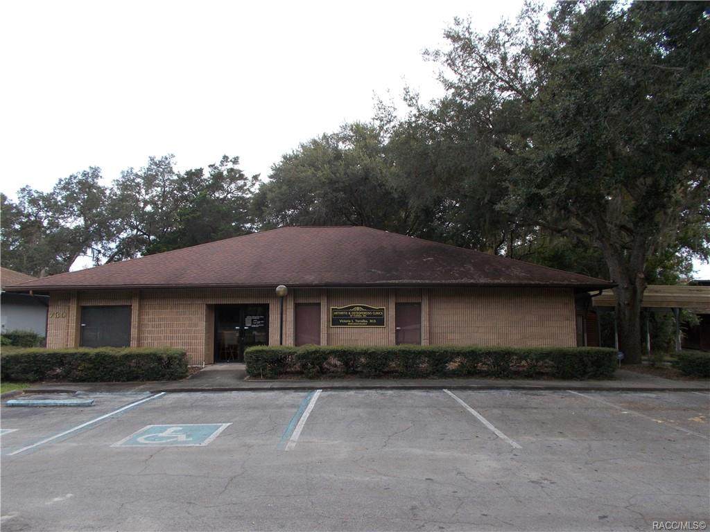 730 5th Terrace - Photo 1