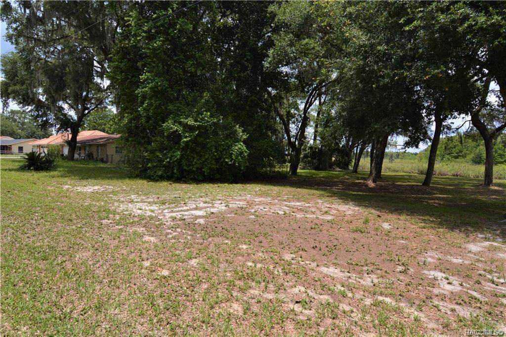 9518 Beech Circle - Photo 1