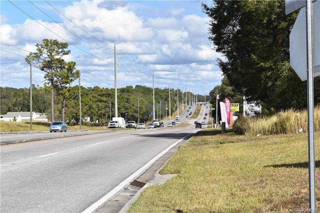 2565 Lecanto Highway - Photo 1