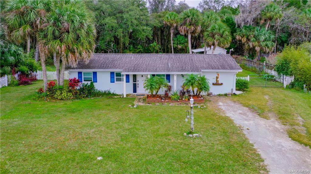 1185 Country Club Drive - Photo 1