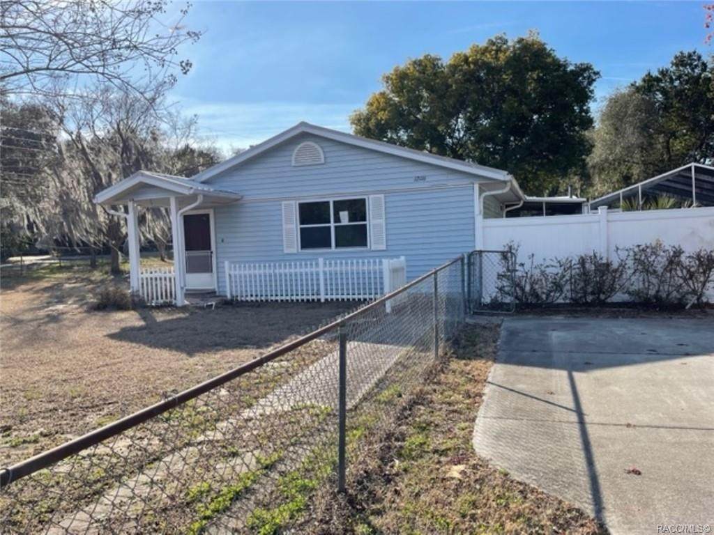 12116 Oakleaf Terrace - Photo 1