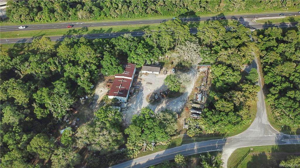 6040 Suncoast Boulevard - Photo 1