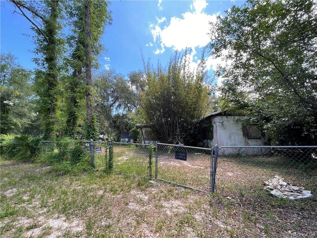 5710 Live Oak Drive - Photo 1