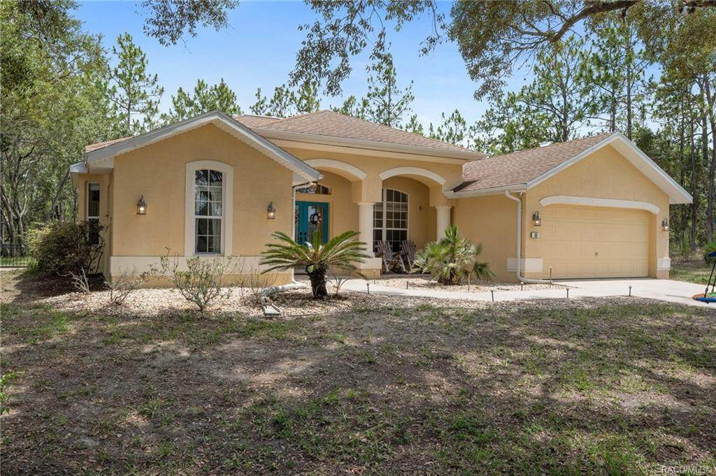 69 Glenridge Boulevard - Photo 1