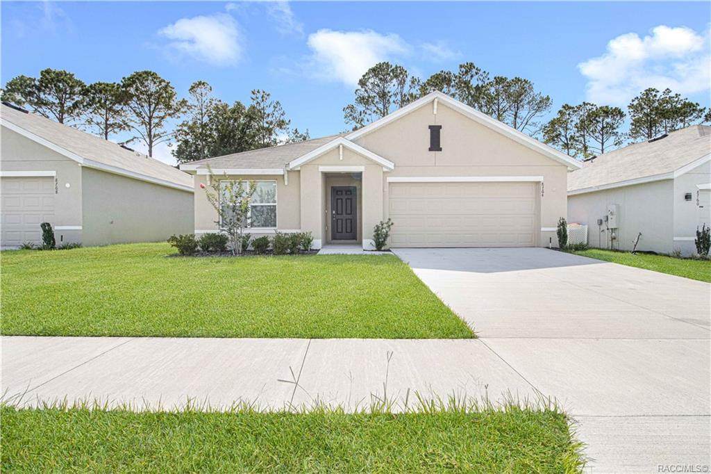 8764 49th Circle - Photo 1