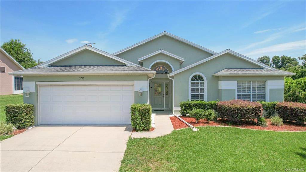 5719 Hunters Ridge Circle - Photo 1