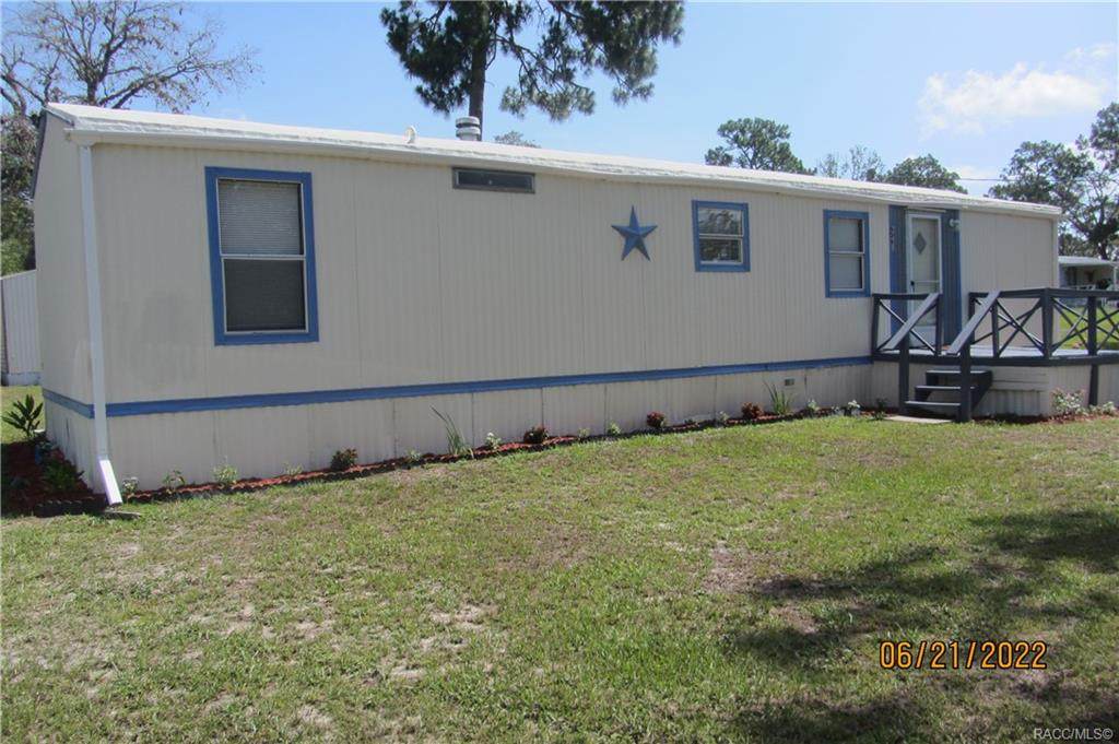 6061 Cardinal Street - Photo 1