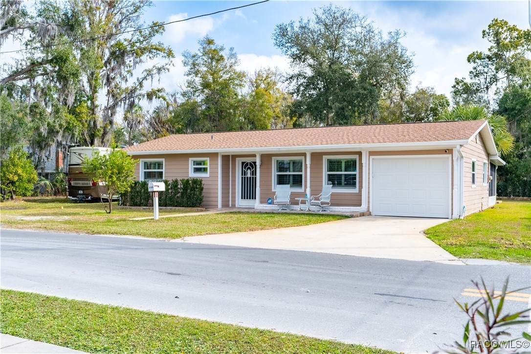305 1st Avenue - Photo 1
