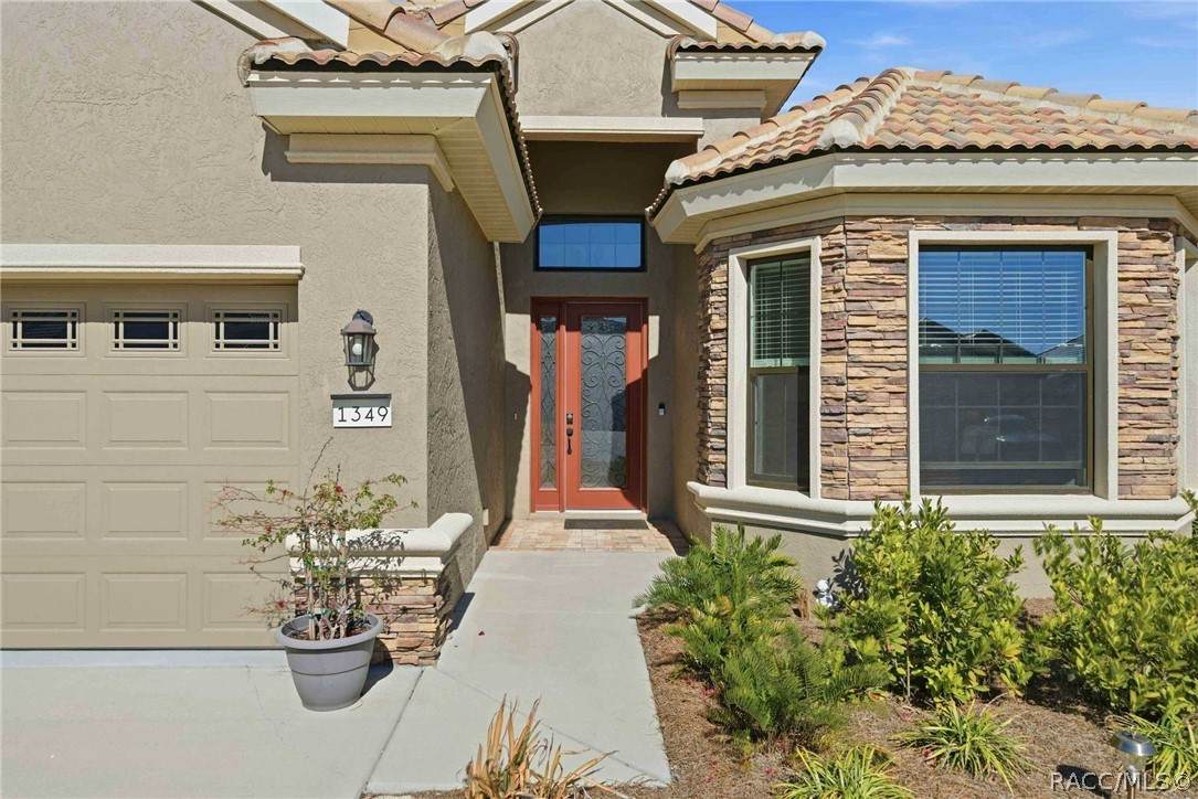 1349 Quentin Lane - Photo 1