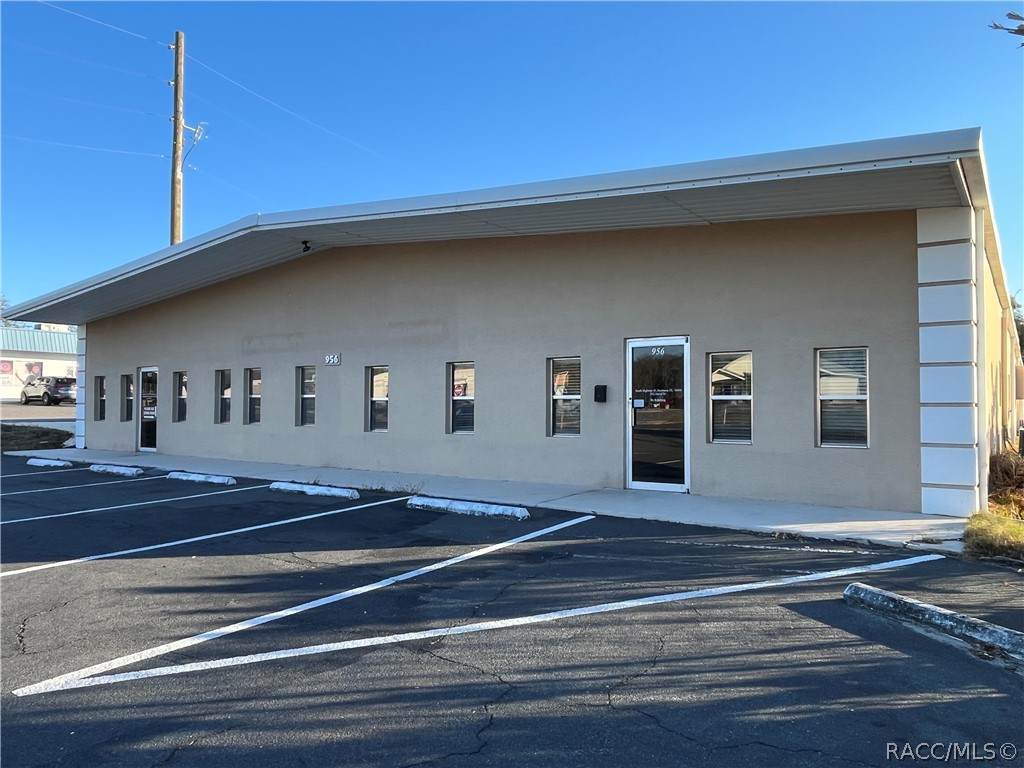 956 Us  41 Highway - Photo 1