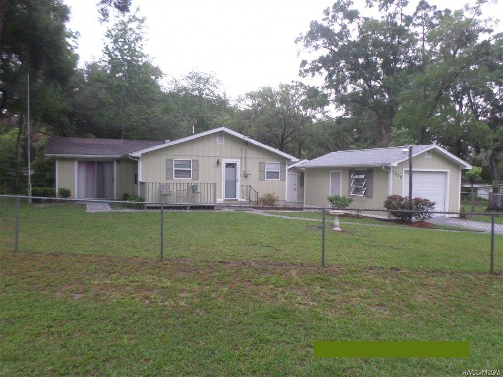 7828 Southlake Drive - Photo 1