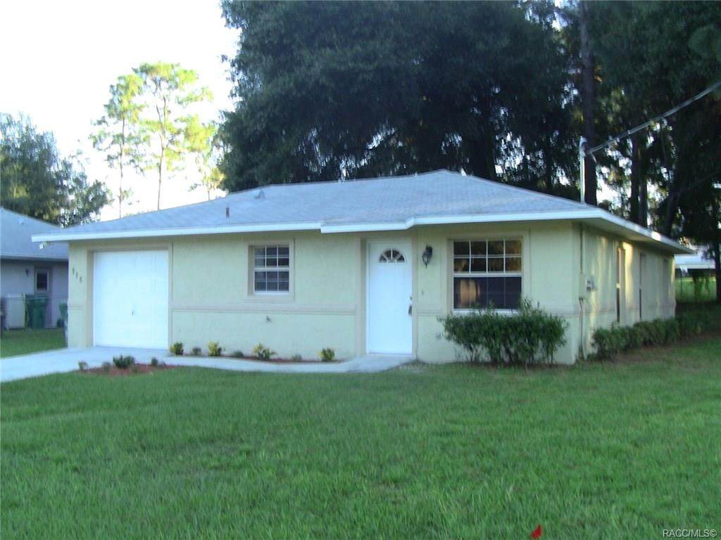 715 Poplar Street - Photo 1